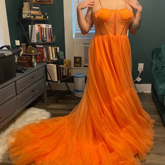 Beautiful Orange Gown - Picture 5 of 6